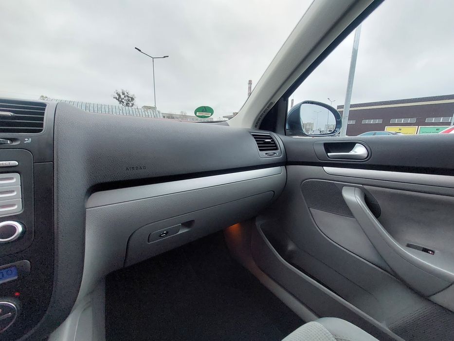 продам Свіжопригнаний автомобіль