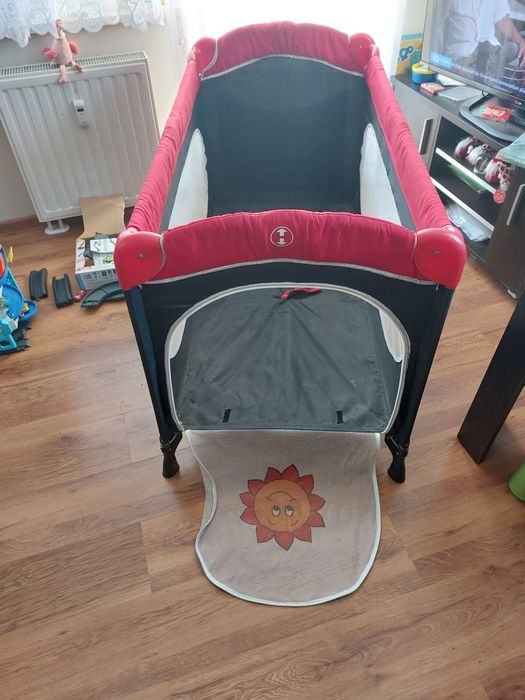 Łóżeczko turystyczne