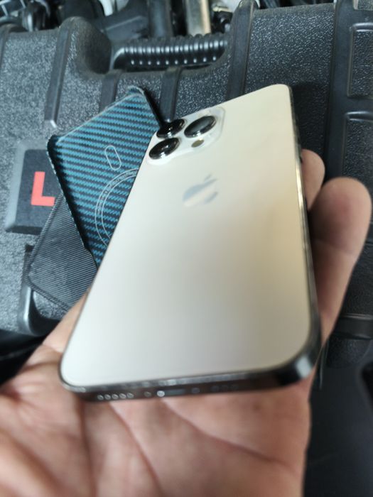 PRO Appe Iphone 13  512 GB GOLD - Zloty tyl , stan db, bat 80%