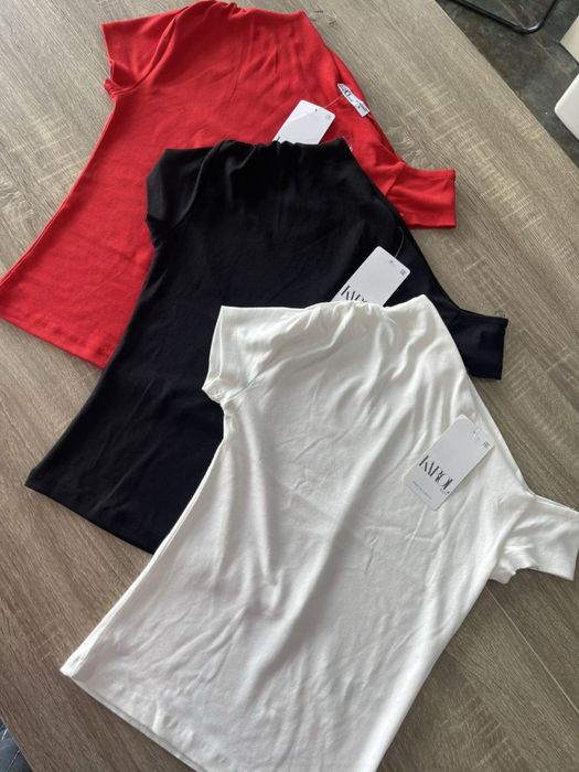 Фудболка на одне плече