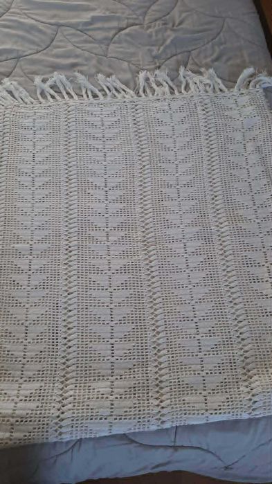 Manta/coberta em crochet 2m*2m aprox