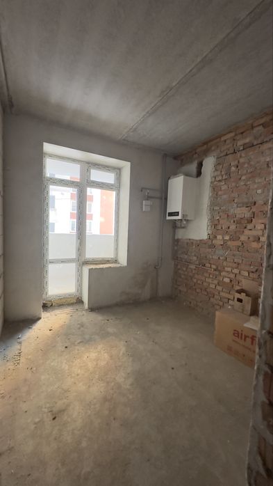 Продаж 2к  в зданій новобудові