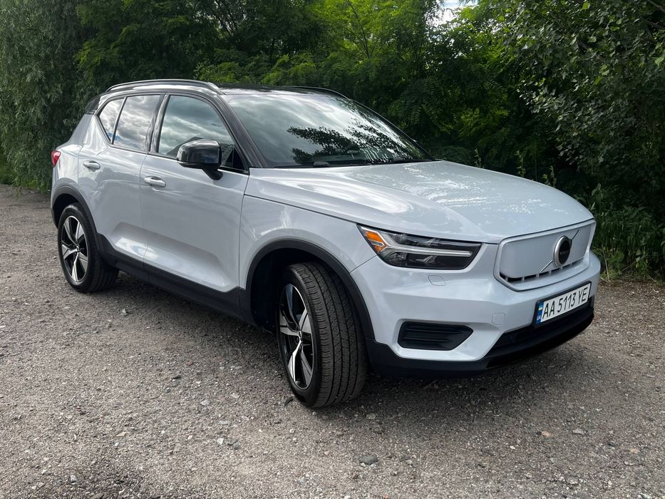 Подається Volvo XC40 Recharge 78kwh (408к.с.) 2022 рік