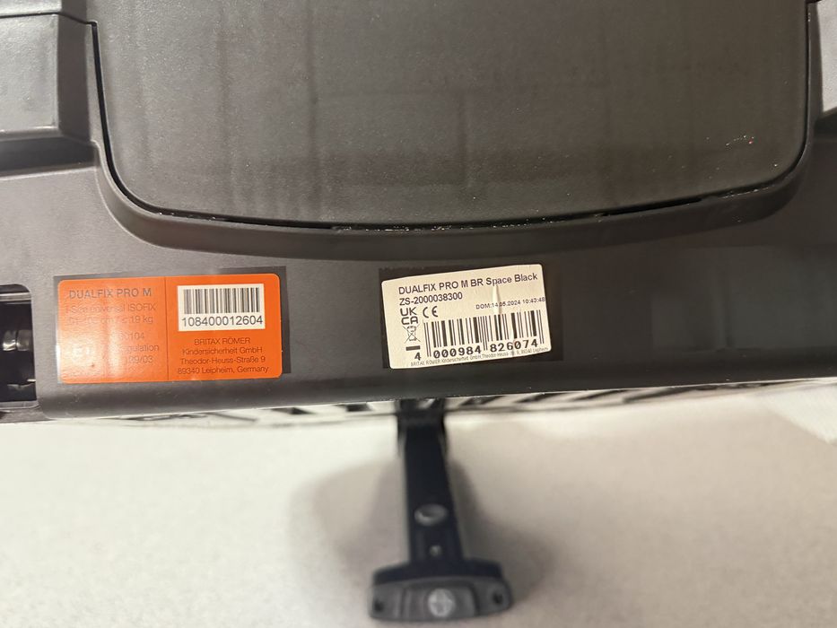 Продам автокрісло Britax Romer Dualfix Pro M, Germany, оригінал.