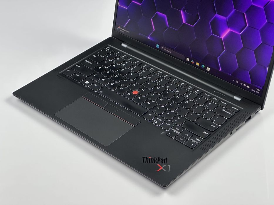 Laptop Lenovo ThinkPad X1 Carbon Gen 9 | i7-1185G7 / FHD+ / US / FV23%