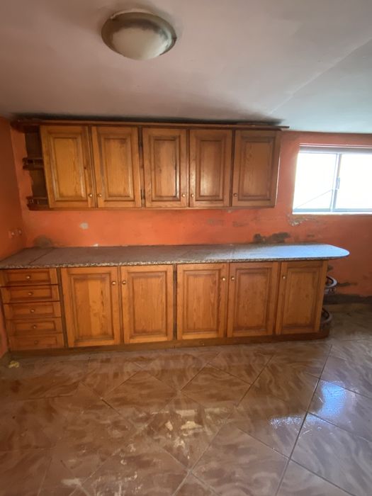 Cozinha usada em razoável estado