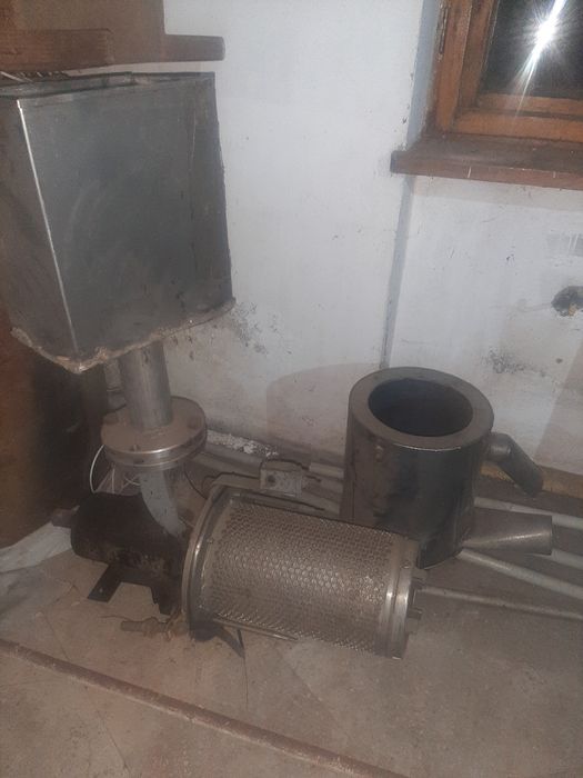 Соковижималка спіртоміри автоклав.