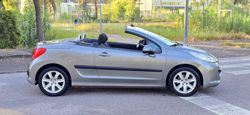 Peugeot 207cc cabrio 1.6 HDi 165 mil quilómetros  Ano 2008 Diesel