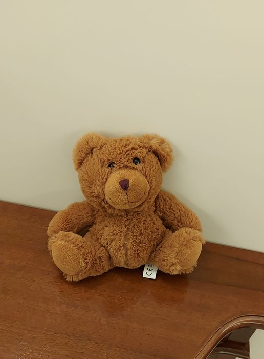 Brązowy miś uszatek. Przytulanka miękka, piękny. Stan idealny. 23x20cm