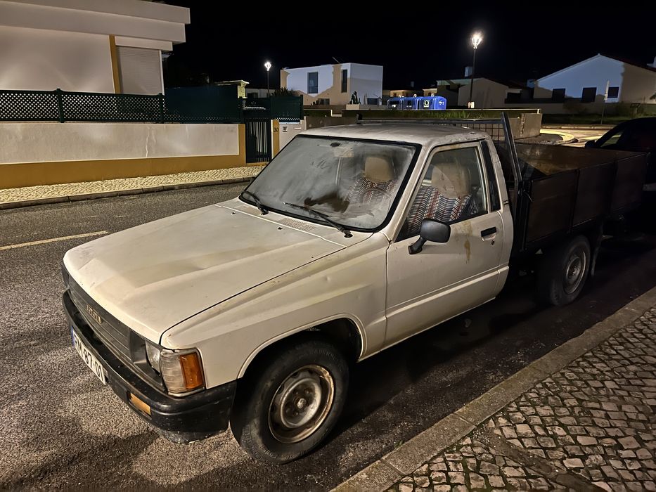 Toyota Hilux 2.4