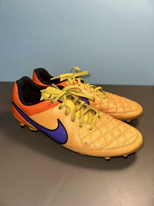 Шкіряні футбольні копи Nike (бутси)