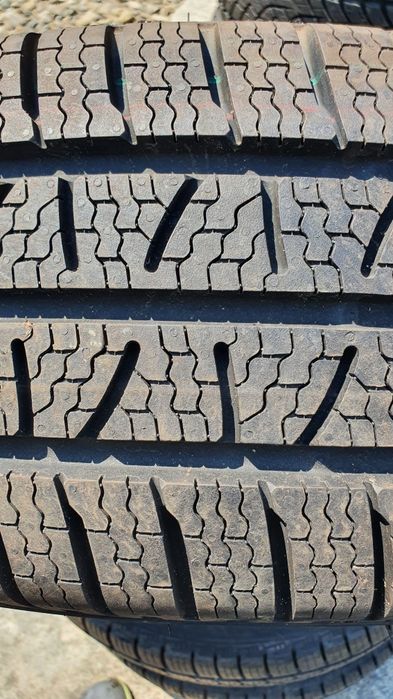 235/65 R16C  1шт Pirelli (Піреллі) Авторезина, шини.