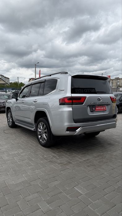 Toyota Land Cruiser Тойота Ленд Крузер 300 Premium 2022 р 3,3 дизель 10АКПП ІДЕАЛЬНИЙ