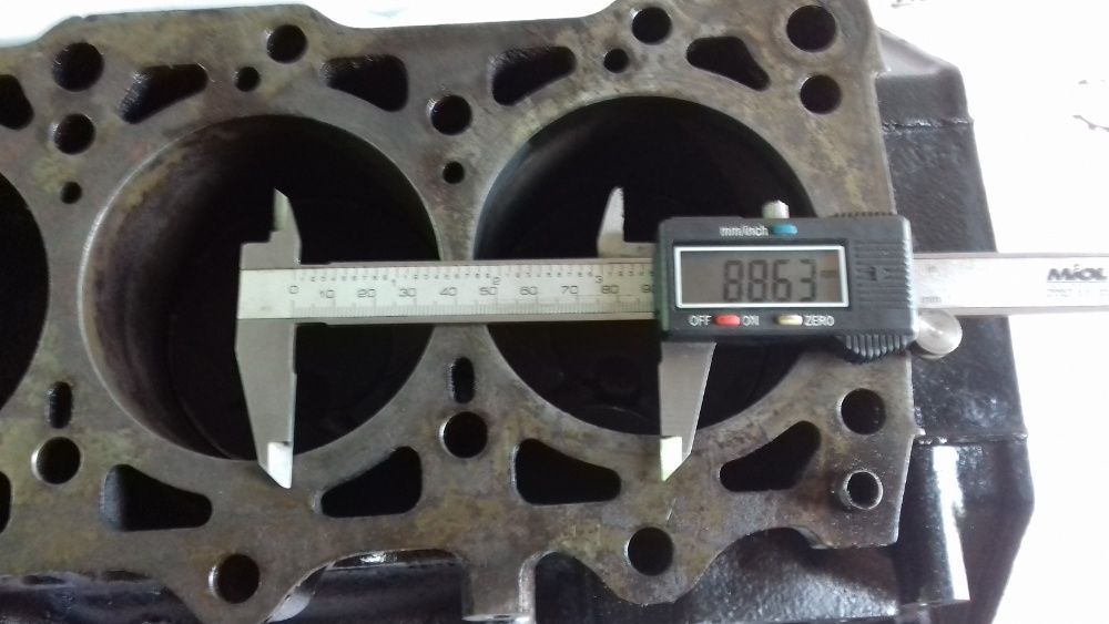 Блок двигателя ДВС (голый) Mercedes OM 601 2.3D