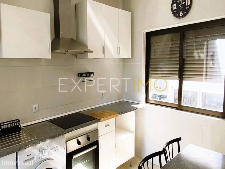 Apartamento T3 Renovado em Moradia Bi-Familiar - Bragança