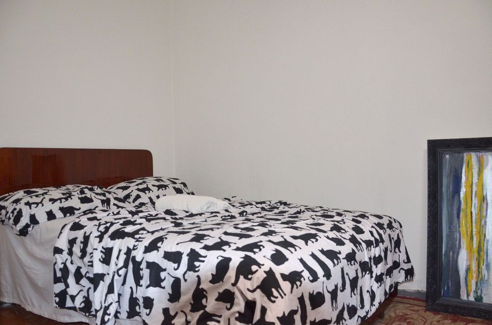 1 ком. квартира на Солнечном посуточно , почасово.