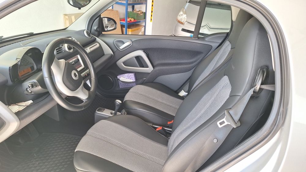 Smart Fortwo 0.8 cdi Passion (2013) – Diesel (Consumos 3.5L) – Teto Panorâmico — photo 3