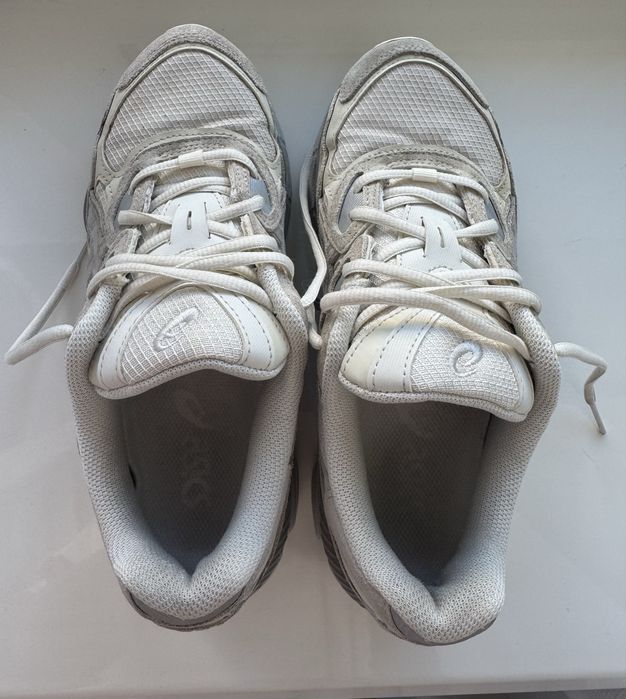 Кросівки жіночі ASICS