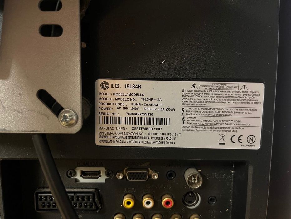 TV Pequena LG Plana Antiga Preta