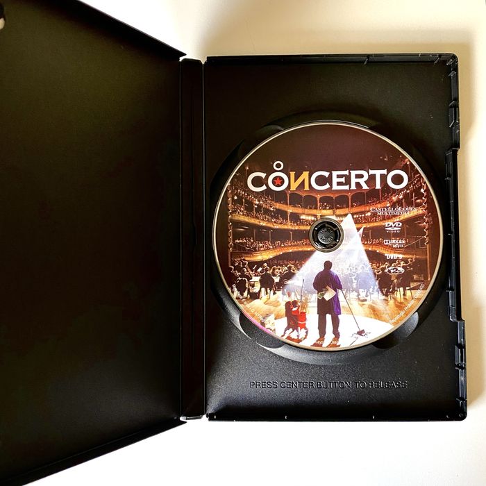 Conjunto de 2 DVDs / Como novos