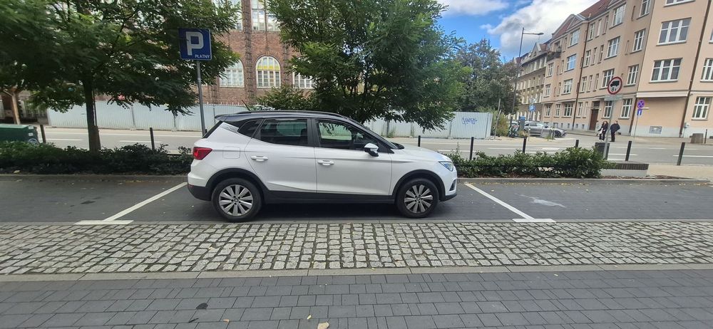 Seat Arona