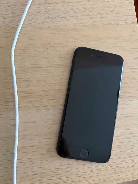 iPhone SE (2-го покоління) 64gb