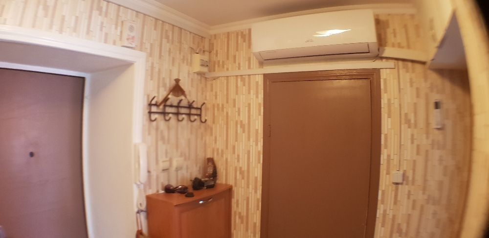 Вiльна з 9.08- 1к.кв Парковая 34 море через дорогу