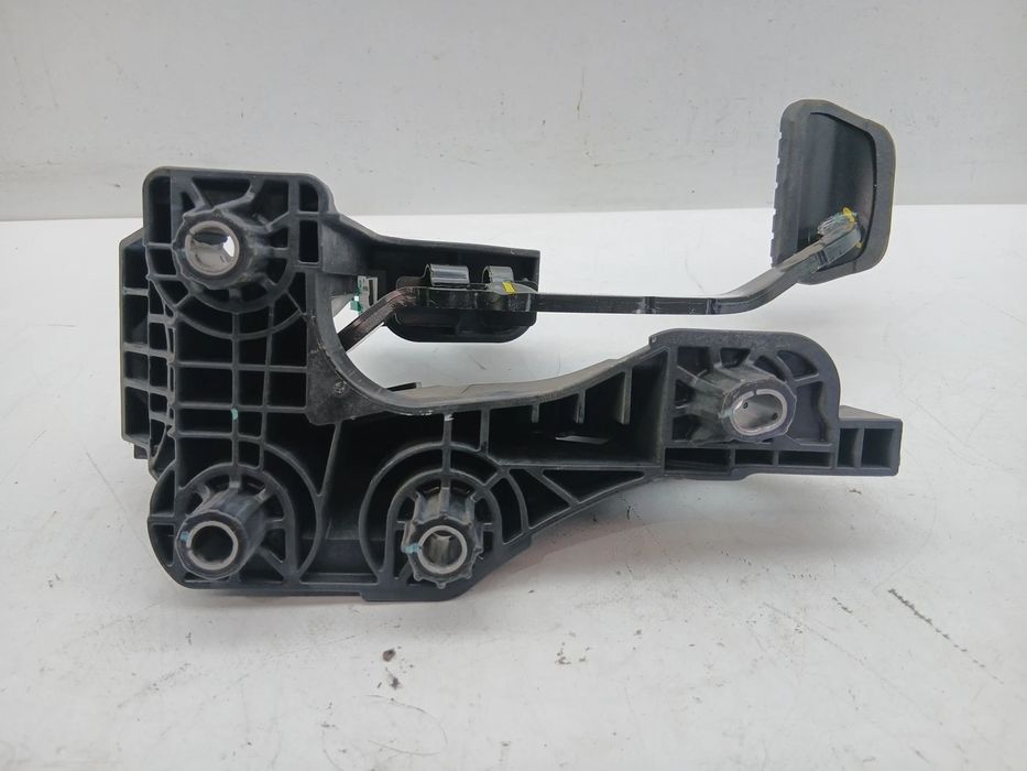 Pedal do travão RENAULT Clio V (BF_)
