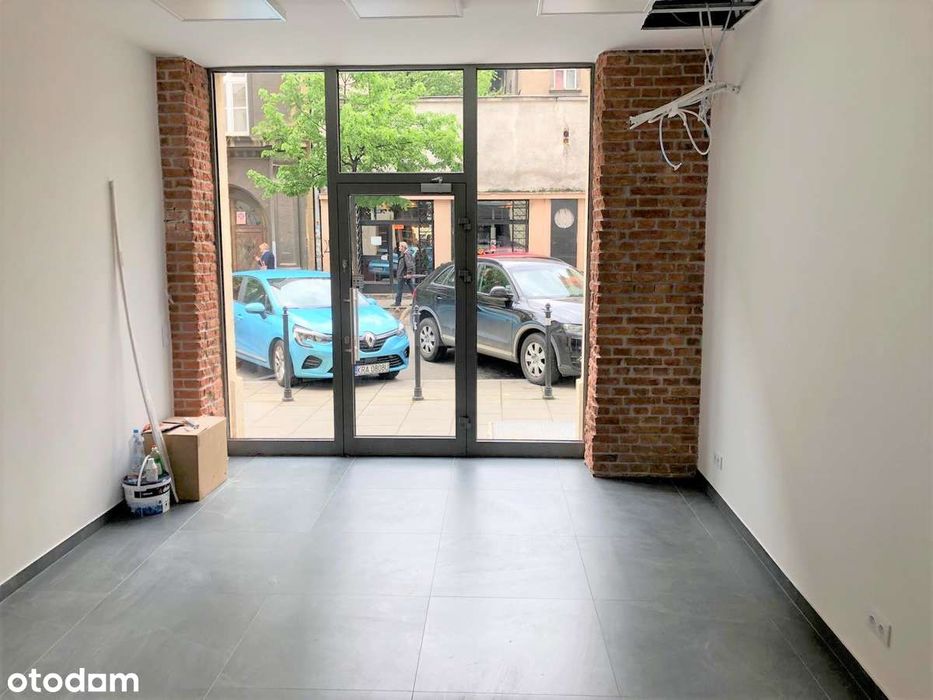 Lokal z dużymi witrynami 26m2 nowo wyremontowany - Stare miasto
