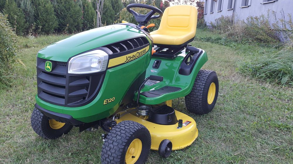 Traktorek Kosiarka John Deere E120 moc 20 KM jak Nowy / Husqvarna