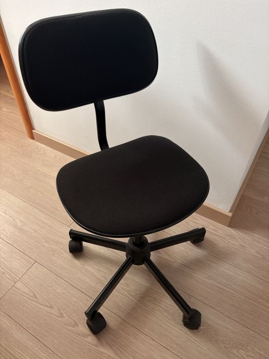 Cadeira de escritória com rodas,  para criança