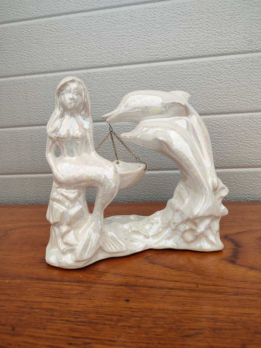 Ceramiczny podgrzewacz do olejków - świecznik - Figura - design - V