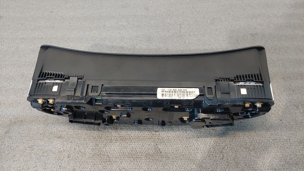 Quadrante / painel de instrumentos MERCEDES-BENZ Classe E (W210)
