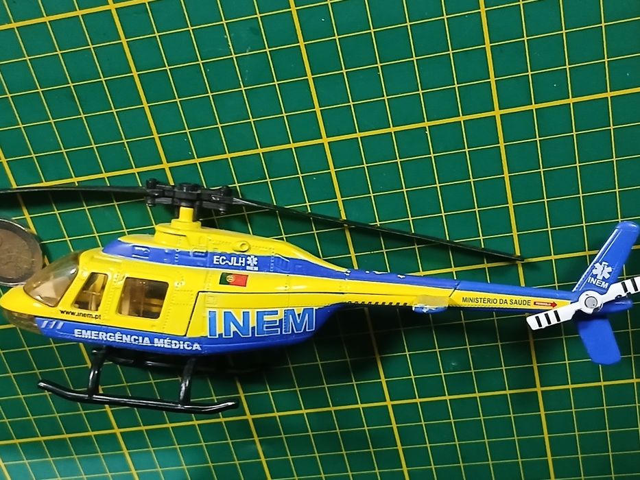 Helicóptero INEM miniatura Burago