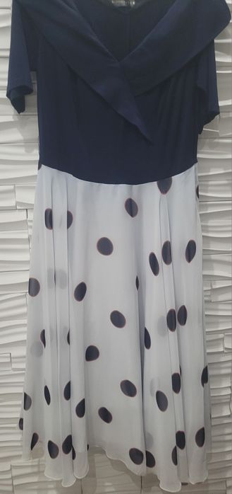 Sukienka imprezowa rozm 42