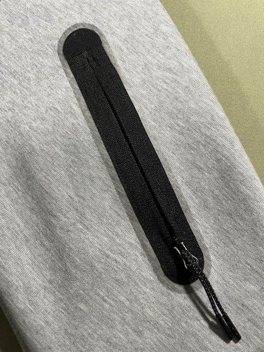 Nike Tech Fleece Zip Up Hoodie XL