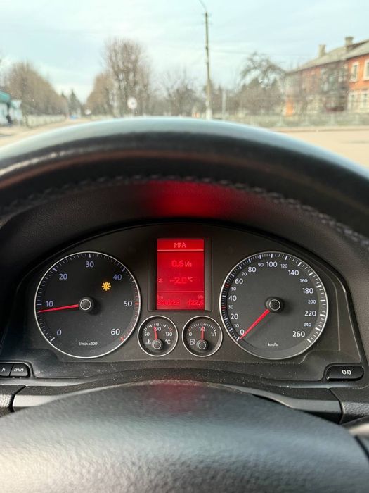 Продам Гольф 5 1.9тді