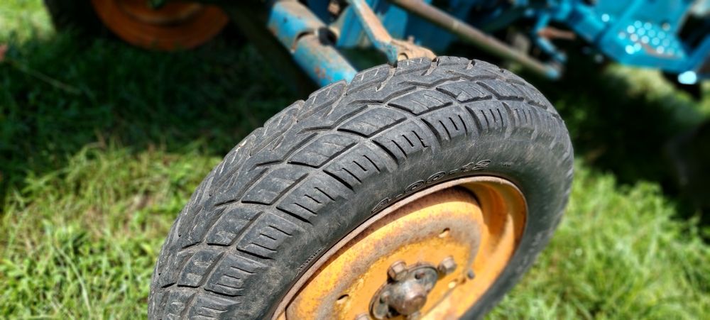 Японський мінітрактор Hinomoto e23  23сили