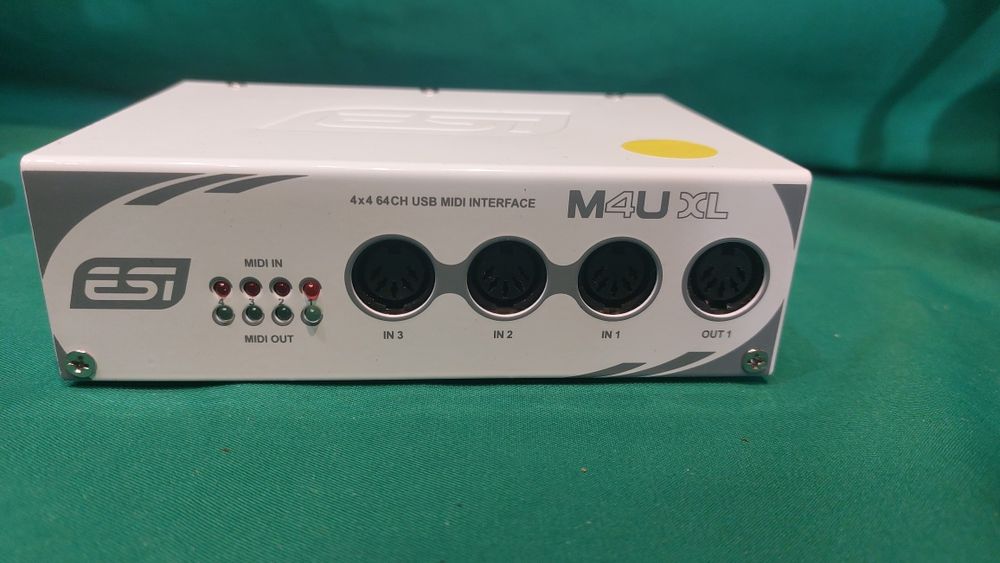 Interface  MIDI USB 4x4 64CH  M4U xl
