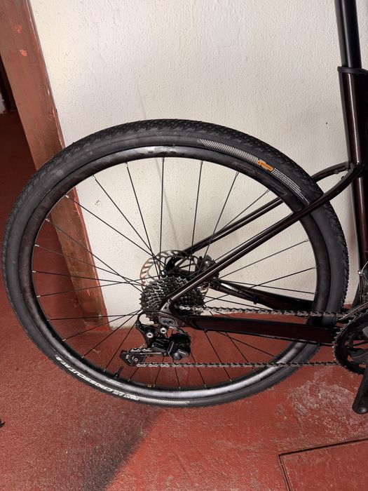 Bicicleta de Gravel - Giant Revolt 1 2024 - Como nova