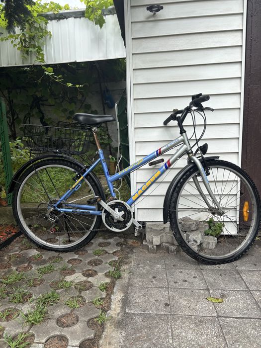 Używany rower damski Niebieski Magnum Prestige z koszykiem