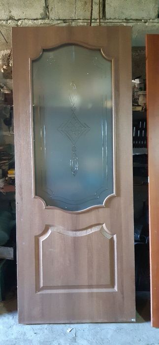 Продам межкомнатные двери