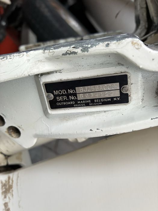 Silnik Johnson 25 koni