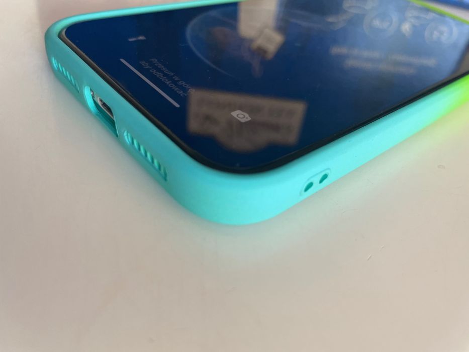 Etui / case iPhone 11/ nowy / zielono-niebieski