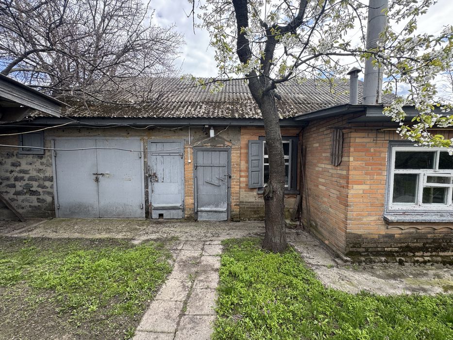 Добротний будинок в Слободі - Вид 5