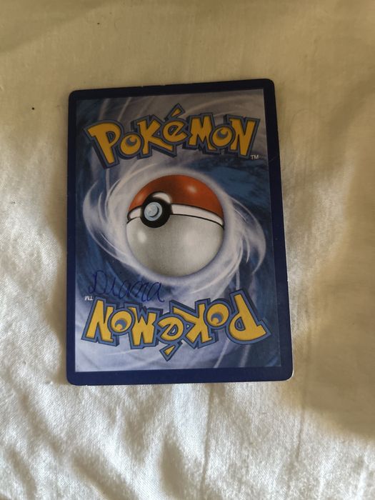 Carta rara pokemon