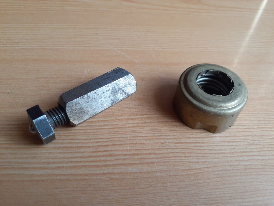 Сальник,сьёмник для ВАЗ.