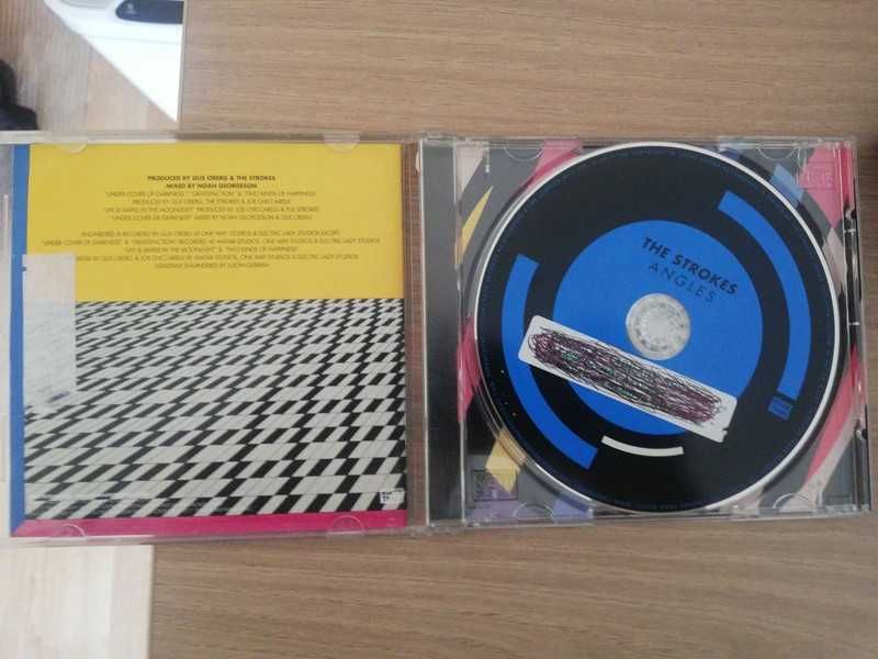 CD The Strokes Angles