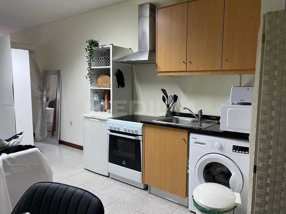 Apartamento T0 MUITO CENTRAL em Famalicão