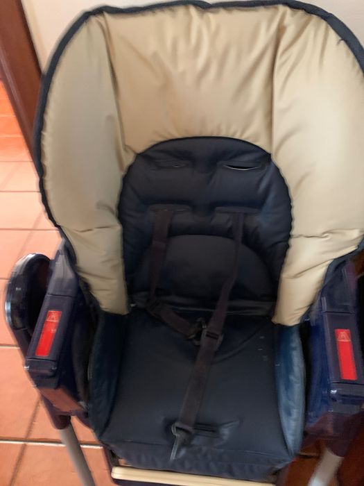Cadeira de bebé  ‘para refeições ‘